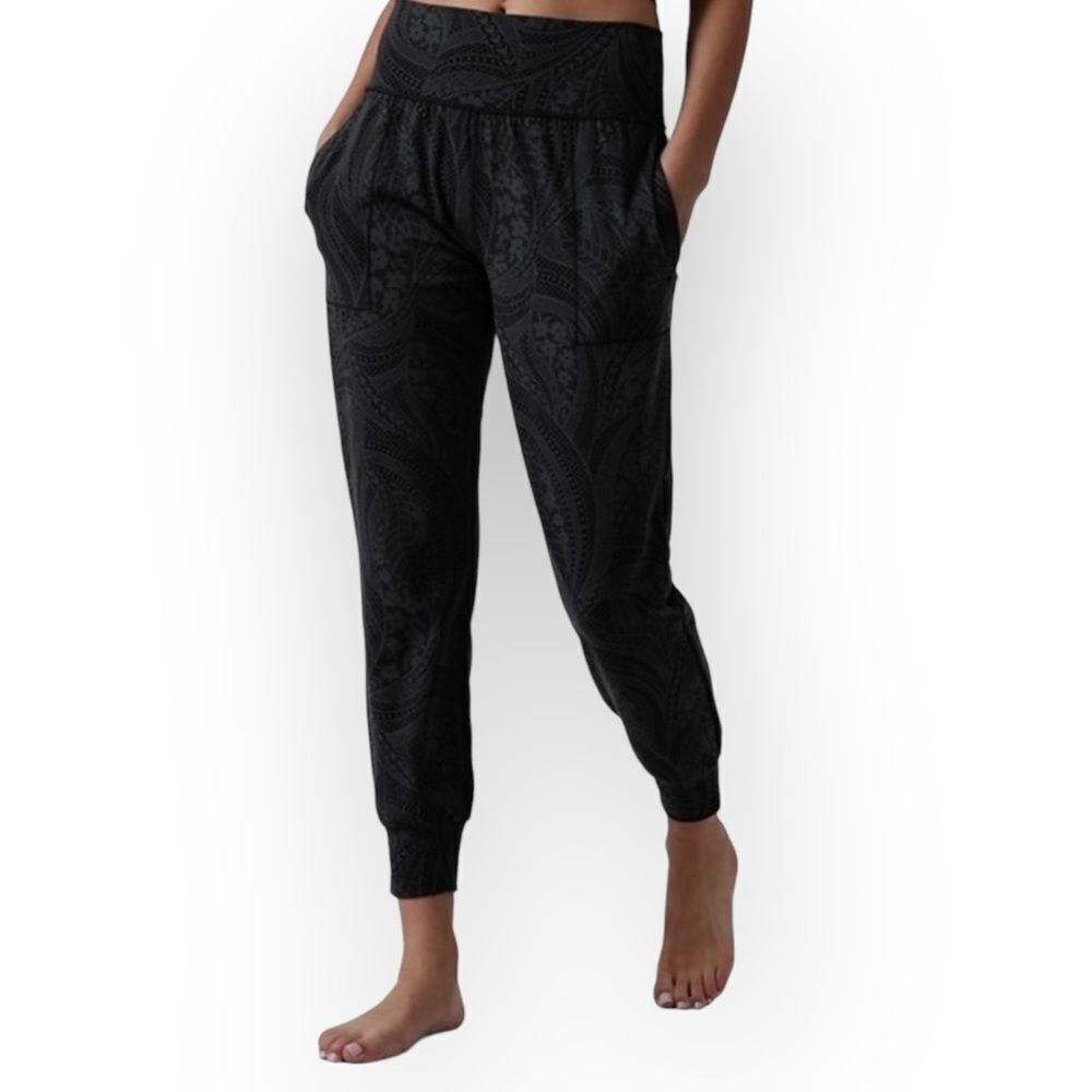 Athleta Salutation Textured Jogger Dreamweaver Black Size S